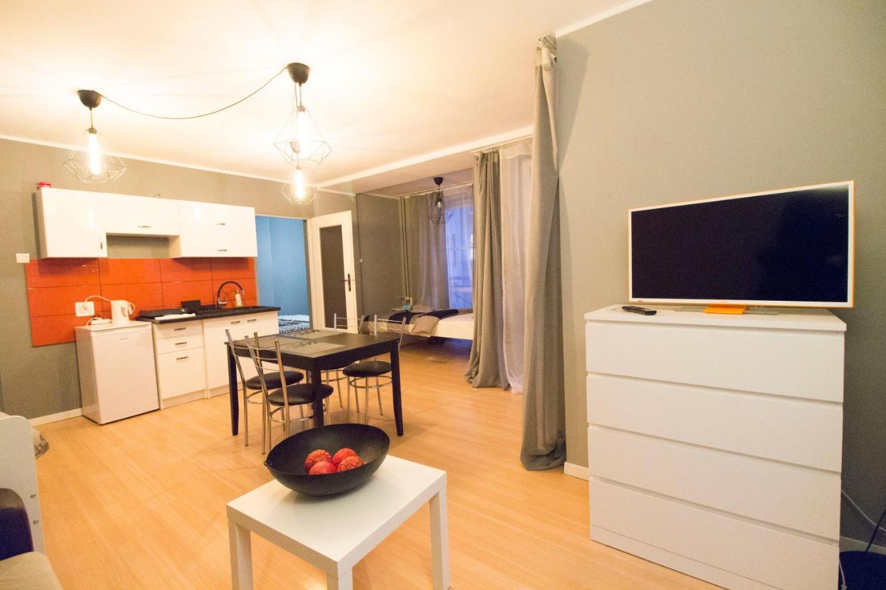 Happy Apartments - Economy ヴロツワフ エクステリア 写真