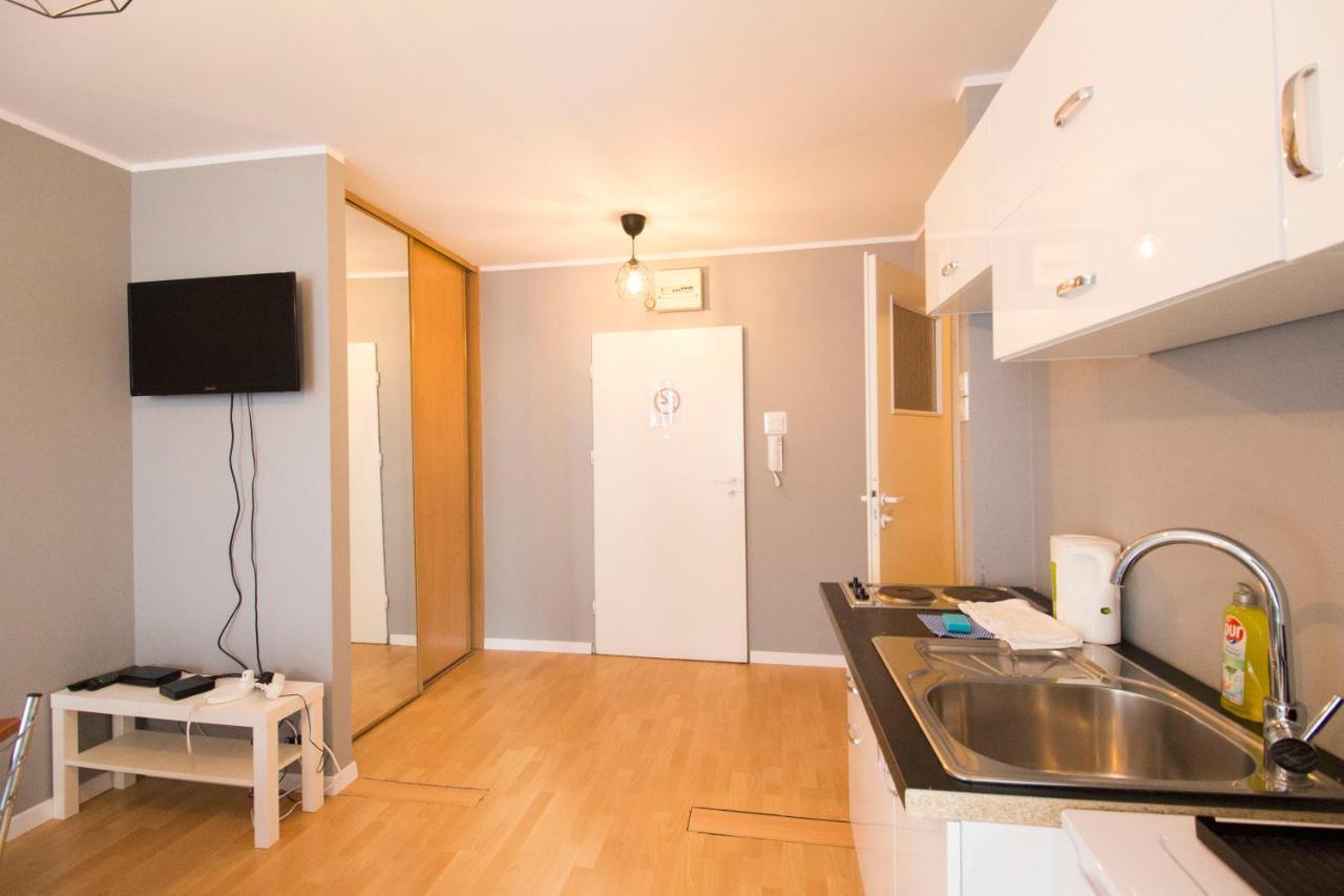 Happy Apartments - Economy ヴロツワフ エクステリア 写真
